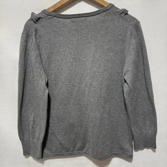 GH Bass & Co Cardigan Sweater Womens Large Gray Button V Neck Ruffle Preppycore - Picture 2 of 10